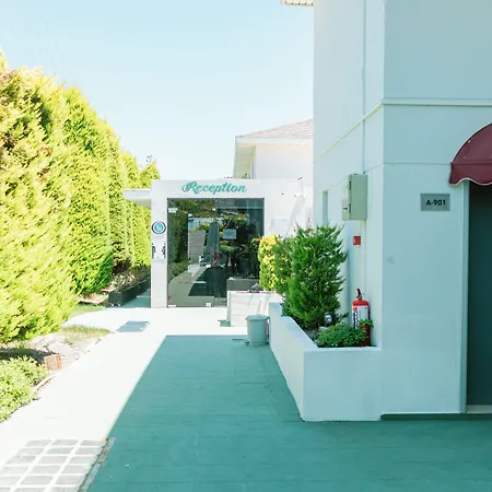 Vela Garden מלון