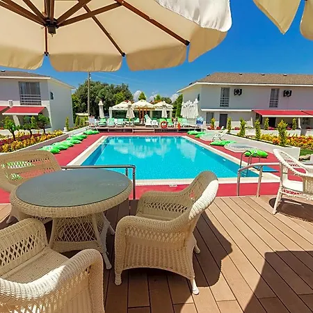 Hotel Vela Garden *