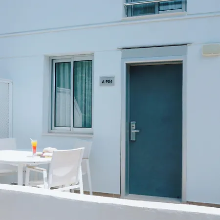 מלון Vela Garden Çeşme