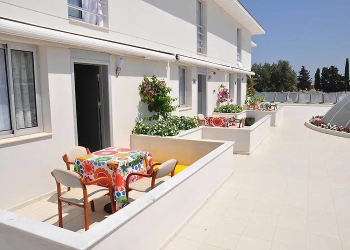 Vela Garden Otel *